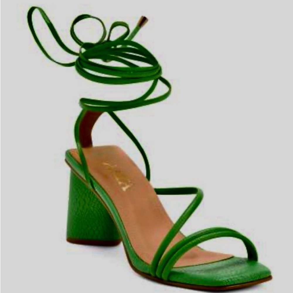 NWOT Alta brand Analia heeled sandals- green